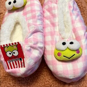 Sanrio KEROPPI Slipper Socks! Small/Medium and Large. So plush inside!